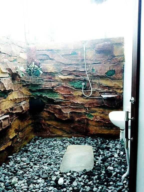 Rumahku Homestay Amed Rom bilde